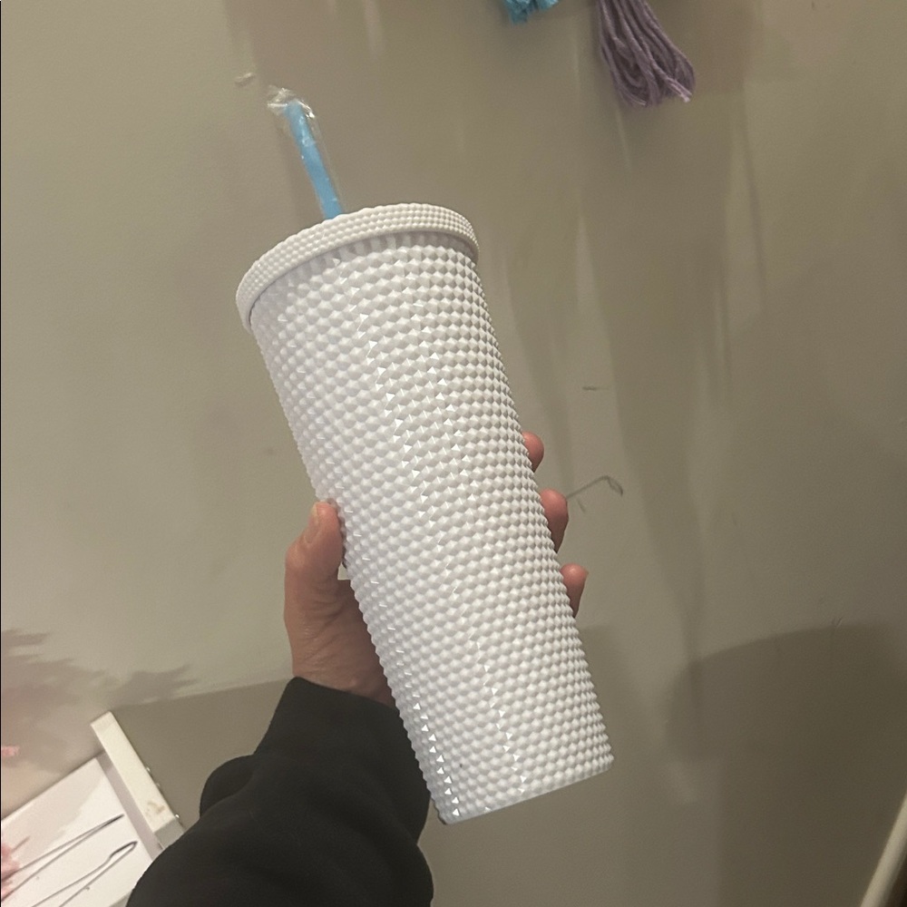 Sanrio Cinnamoroll 24oz Cold Beverage Tumbler New - Picture 8 of 12